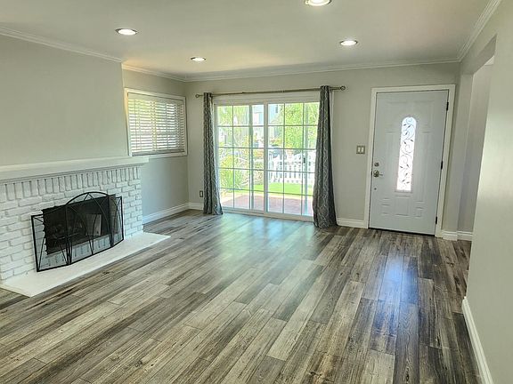 5th image of 720 Larkspur Ave