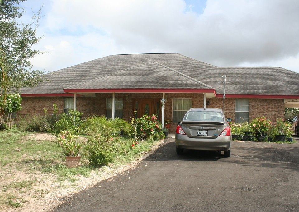1st image of 15716 N Gaston Cir