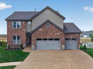 10 Driftwater Xing, Saint Charles, MO 63301