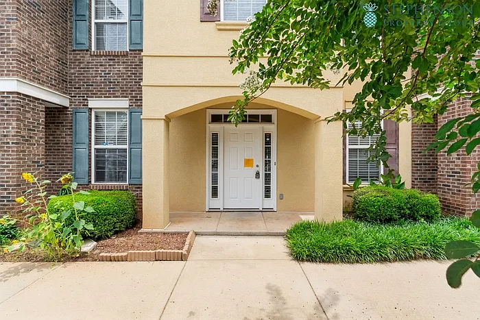 13 Crossbow Pl — Photo 3
