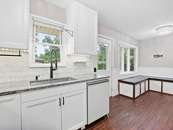 4th image of 2915 115th Ln NW