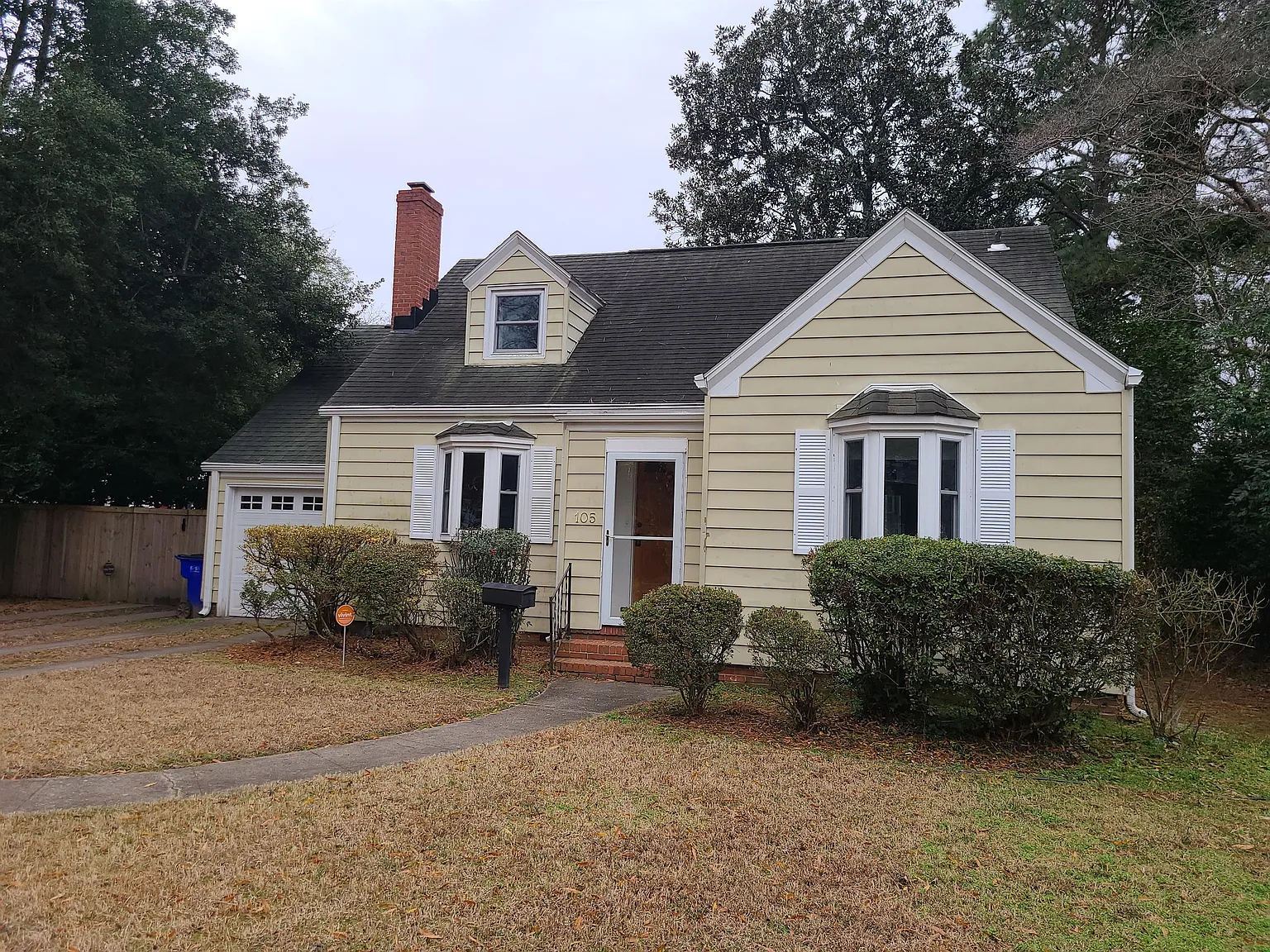 105 West Arden Circle - 1 — Photo 1