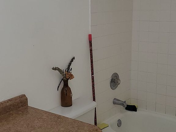 5th image of 468 NE 206th Ln APT 201