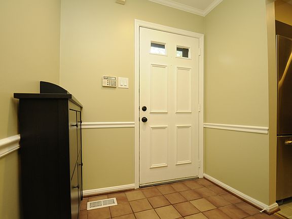 2nd image of 4544 Talmadge Ct