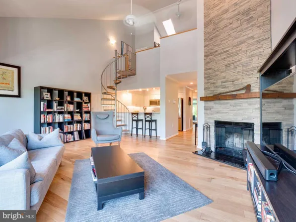 1140 Lake Heron Dr #3A, Annapolis, MD 21403