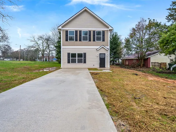 209 N Houser St, Cherryville, NC 28021