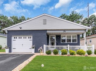 79 San Carlos St, Toms River, NJ 08757