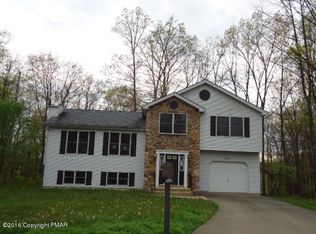 4 Hannah Ct, East Stroudsburg, PA 18301