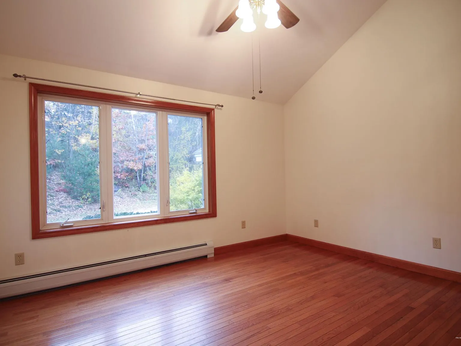 2 bed, 1211 sqft, $2,600 — Photo 2