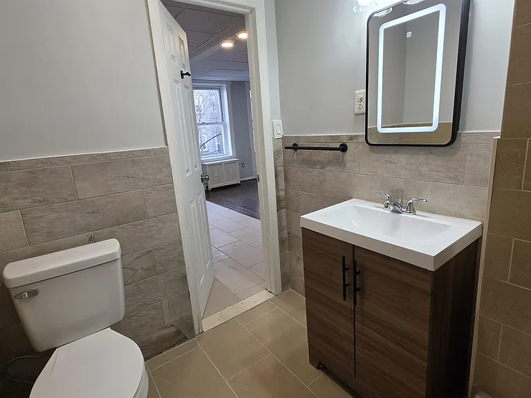 722 W Side Ave #2 — Photo 16
