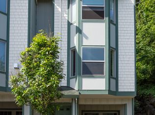 9225 NW Germantown Rd, Portland, OR 97231