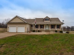 6154 W Stalheim Ave, Owensville, IN 47665