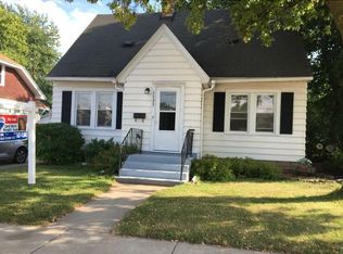 1137 W Wisconsin Ave, Appleton, WI 54914