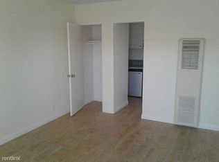 134 E Hazel St APT 10, Inglewood, CA 90302