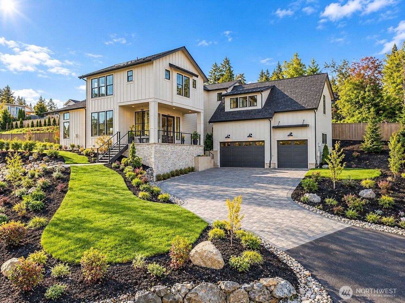 1st image of 4404 128th Avenue E