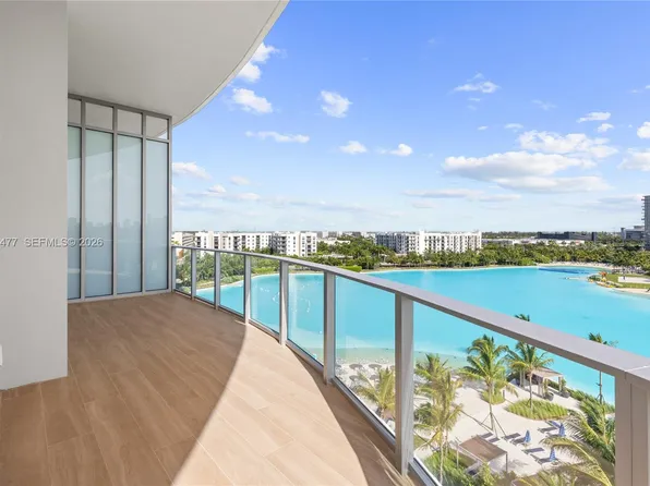 2411 Laguna Cres #611, Miami, FL 33181
