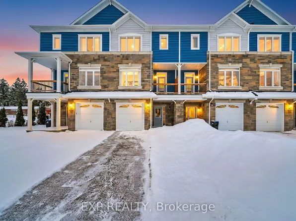 22 18th St N, Wasaga Beach, ON L9Z 2H4