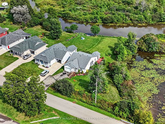 3rd image of 3033 Townline Rd #516