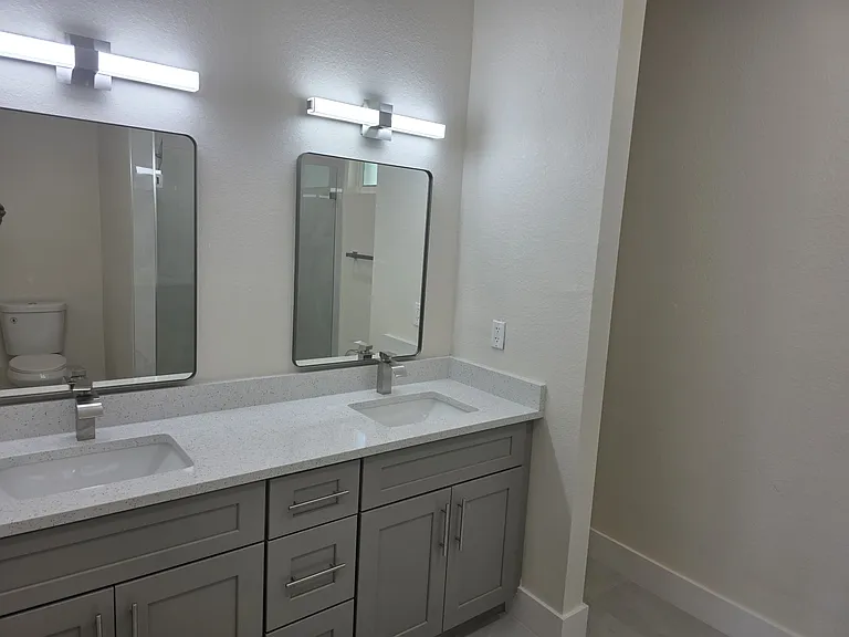 733 Dudley Ave S #733 — Photo 20