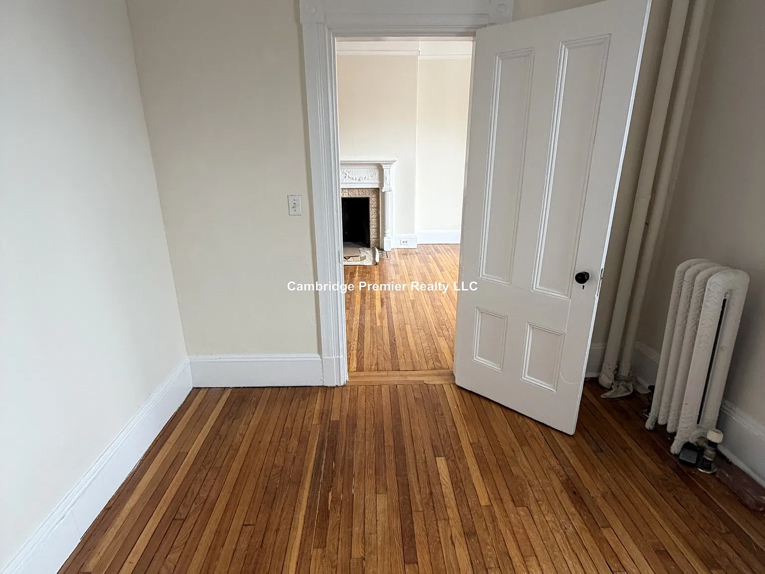 885 Massachusetts Ave — Photo 2