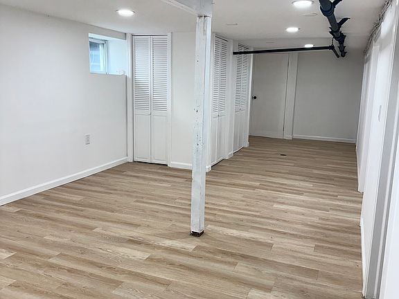 5th image of 1225 Oakland Ave #Basement