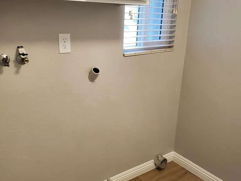 1834 Avenida Sevilla — Photo 18