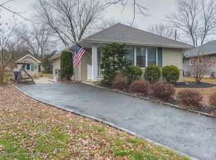 11 Catskill Ct, Toms River, NJ