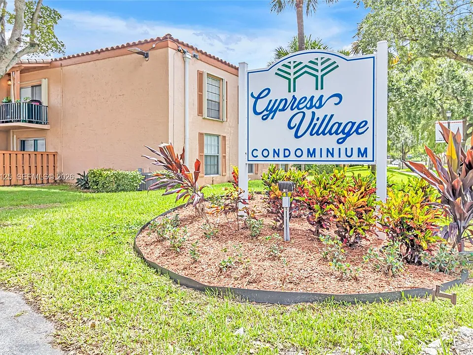 7201 Miami Lakes Dr #B14