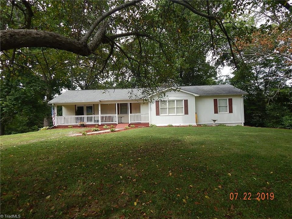 1st image of 152 Evergreen Ln