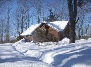 712 Carding Machine Rd, Bowdoinham, ME 04008