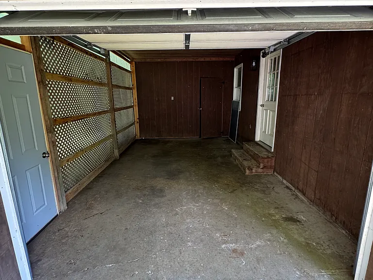 18068 Meyers Dr — Photo 15