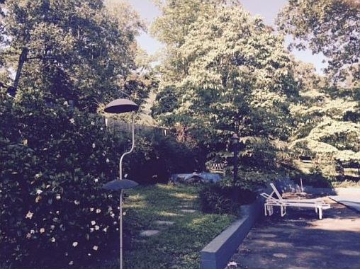 4th image of 1674 Woodlawn Ave