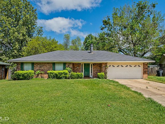 2nd image of 808 Kingston Ct