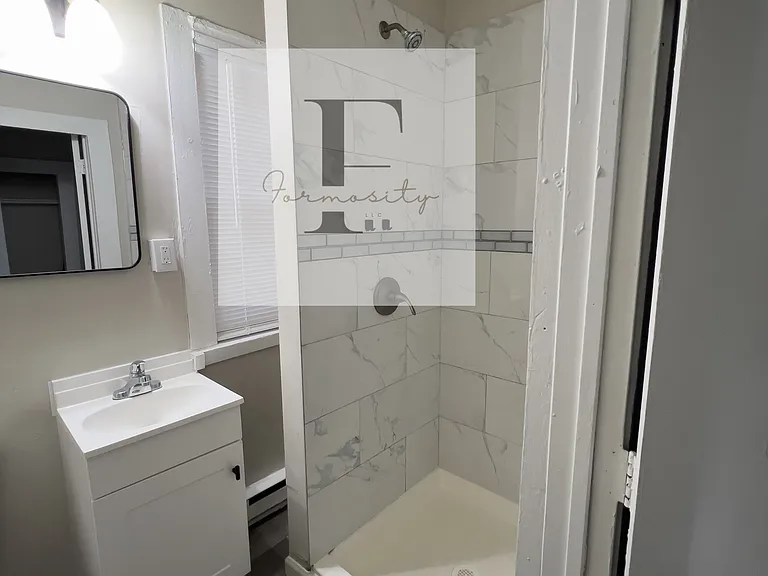 611 W Turner St #1 — Photo 8