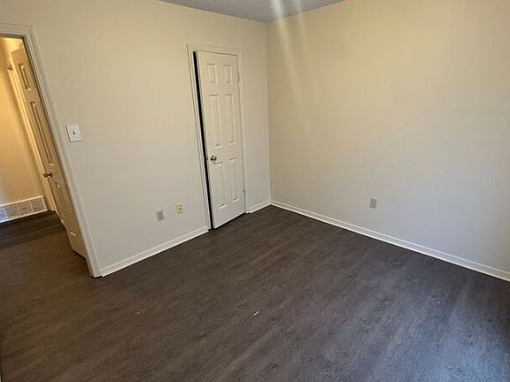5th image of 7013 Wesley Ct