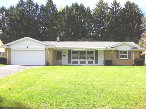 1854 Glen Ellyn Dr, Toledo, OH 43614