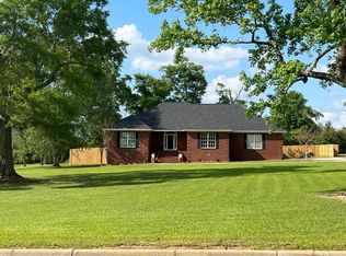 267 Southern Oak Dr, Dothan, AL 36301