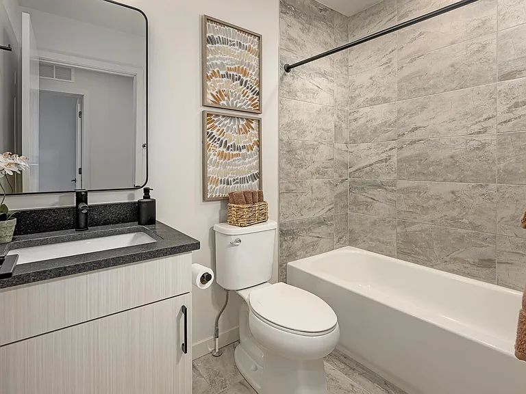 The Residences at Sakura Novi — Photo 24