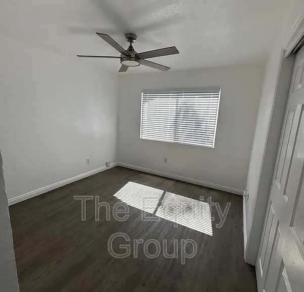 388 Crestwood Ave #C — Photo 10
