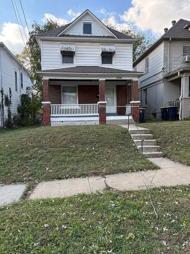 Large 3 bedroom house available — Photo 1