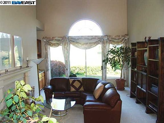 2nd image of 3519 Deer Crest Dr