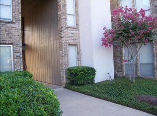 1106 Country Club Ln APT 103, Fort Worth, TX 76112