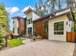 10823 SE 12th St, Bellevue, WA 98004