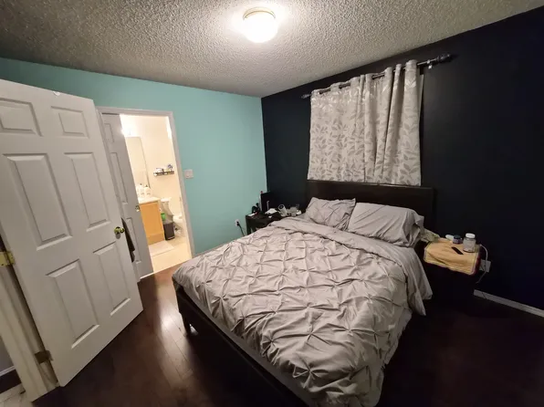 2310 28a Ave NW, Edmonton, AB T6T 0A2