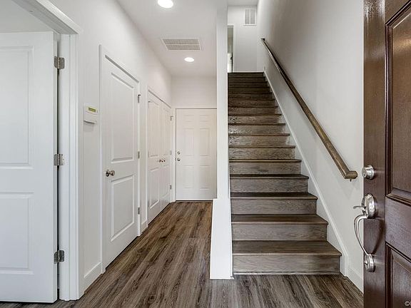 2nd image of 5407 Libbie Mill West Blvd
