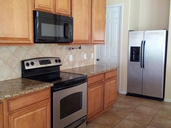5th image of 3940 Marietta Way