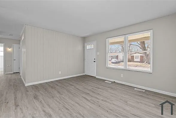 10432 Royal Dr — Photo 5