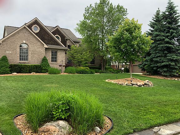 2nd image of 23795 Shinnecock Dr