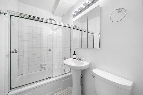 Sold by Compass | media 6