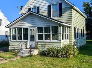 1307 E Pierce St, Wakefield, MI 49968